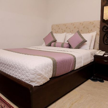 Shelton Hotel Lahore Exteriér fotografie